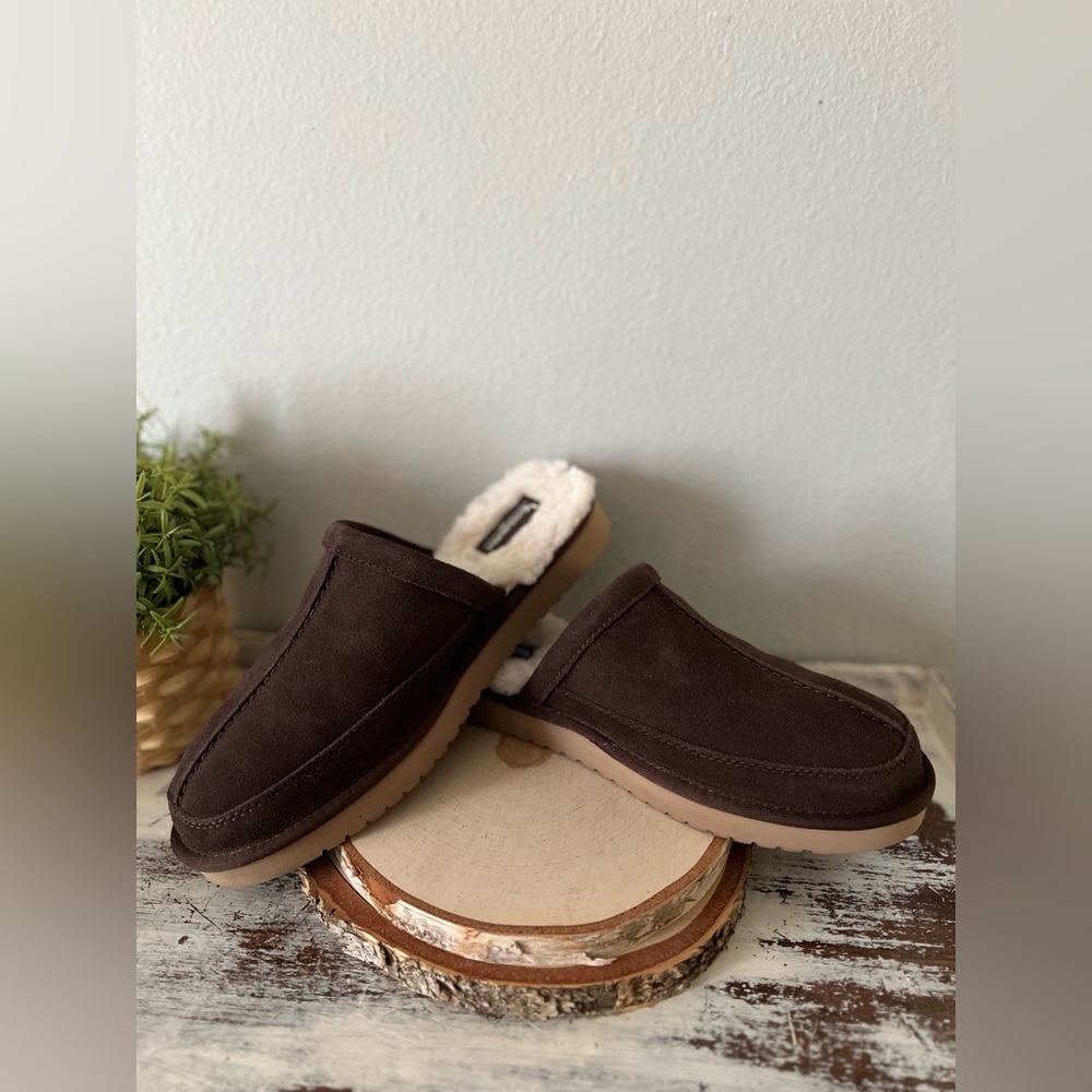 ✨SOLD✨ UGG KOOLABURRA MENS CLOG SLIPPERS BROWN NEW Without Box 1105891 Size 10 - Picture 3 of 12